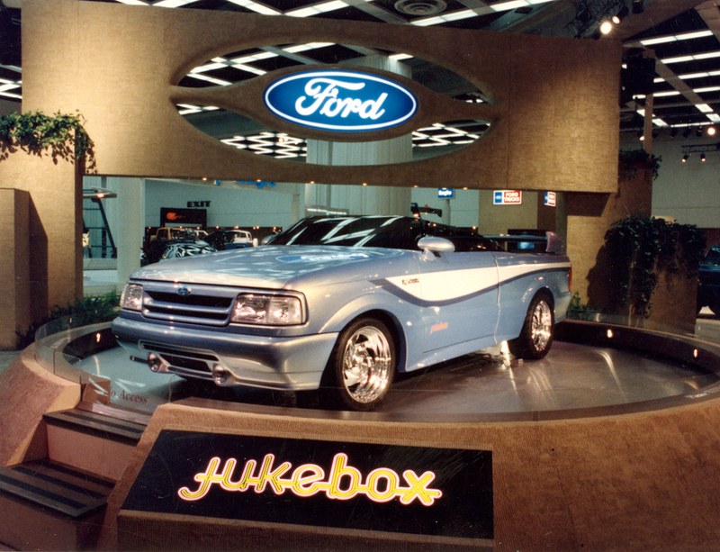 Illustration for article titled This Is How Ridiculous The Detroit Auto Show Will Look In 25 Years